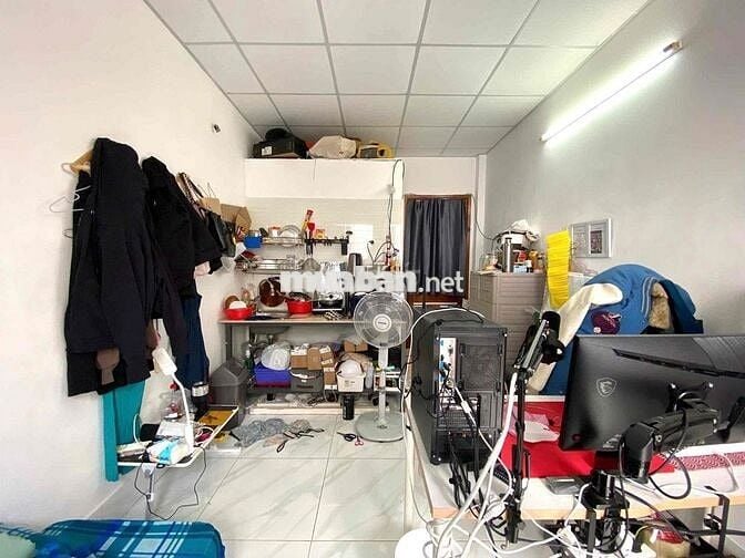 STUDIO 3,7 TRIỆU CÓ BAN CÔNG ĐI BỘ QUA VĂN LANG