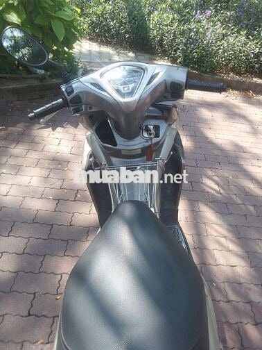 Honda Air Blade 2012 Bạc máy êm