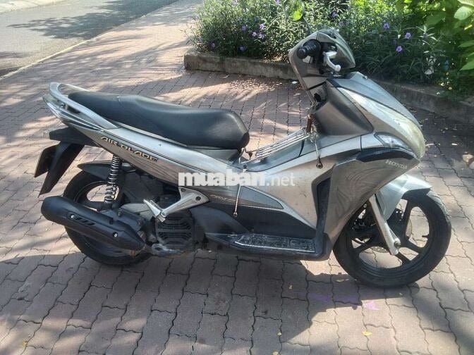 Honda Air Blade 2012 Bạc máy êm