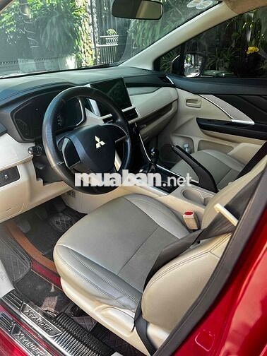 Mitsubishi Xpander 7 chỗ Xăng màu Đỏ