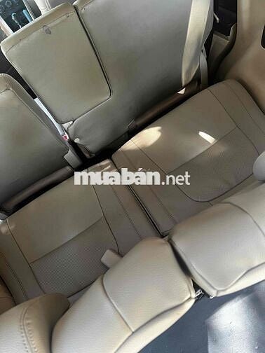 Mitsubishi Xpander 7 chỗ Xăng màu Đỏ