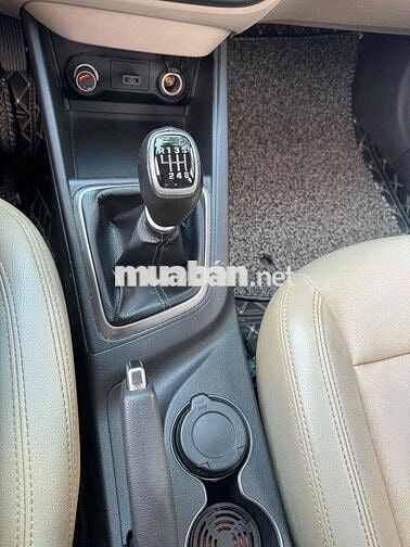 Hyundai Accent 2021 Số sàn Trắng