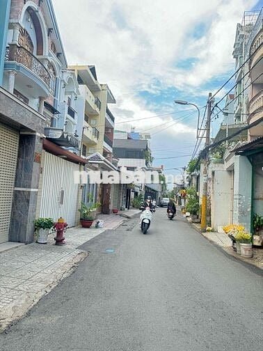 Nhà Hẻm 1050 Quang Trung 4x20 1trệt 2 Lầu