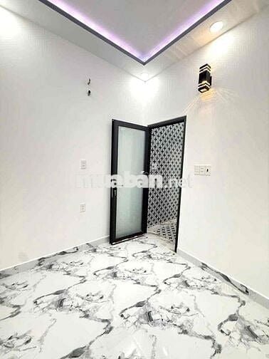 Gởi phí 2%..Chính chủ bán nhà đẹp xây kiên cố..Hẻm 3m,nhiều tiện ích..