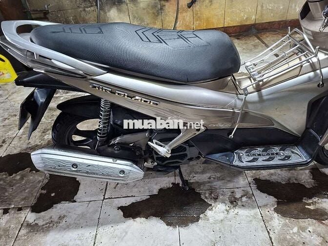 Honda Air Blade FI 2012 Vàng-Bạc-Đen