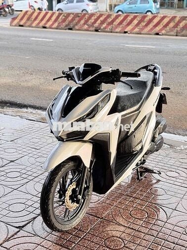 Honda Vario 150cc Trắng