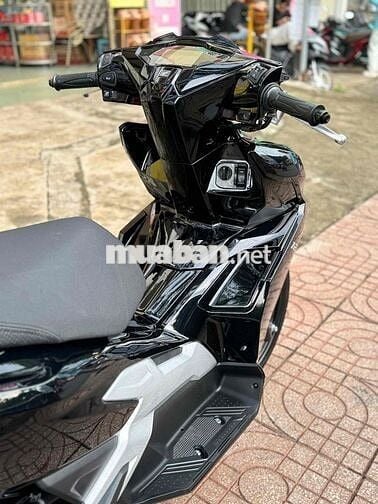 Honda Air Blade 125cc 4Val 2024 Đen bóng