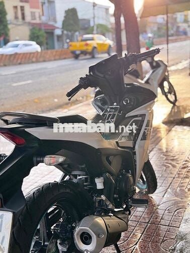 Yamaha Exciter 155 VVA Trắng 6 cấp