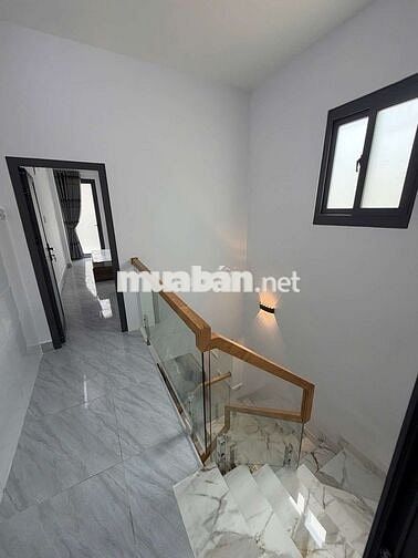 NHÀ 2 TẦNG DTSD 90M2, HẺM 🚘 QUAY ĐẦU LÂM VĂN BỀN, NHỈNH 5🧄 VÀO Ở NGAY