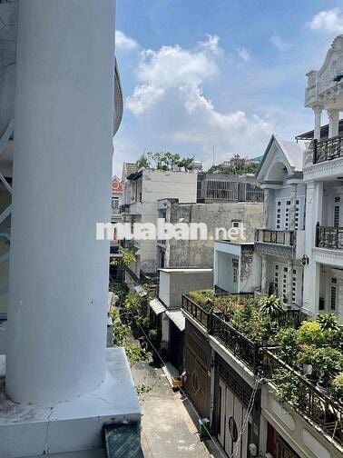 nhà cho thuê 4pn 5wc  rộng rãi phù hợp làm văn phòng hoặc kinh doanh