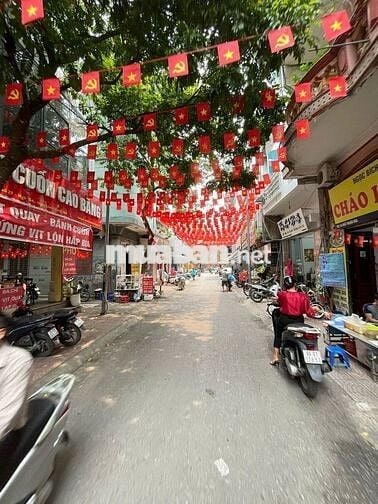 HÀNG HIẾM NGỌC LÂM - VỊ TRÍ ĐẮC ĐỊA - NHÀ NỞ HẬU ĐÓN TÀI LỘC N