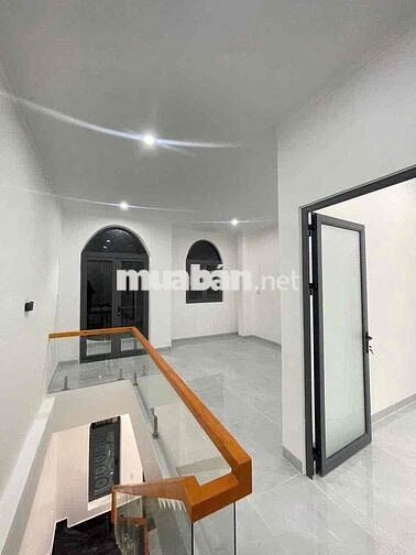 Căn góc 2 mặt tiền 5x18m ngay chợ Tân Bình