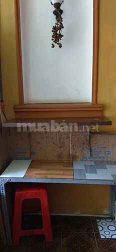 Cho thuê phòng lầu 1 rộng, 685/7 Xô Viết Nghệ Tính, P.26, Bình Thạnh