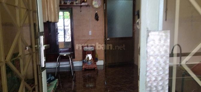 Cho thuê phòng lầu 1 rộng, 685/7 Xô Viết Nghệ Tính, P.26, Bình Thạnh