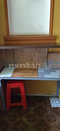 Cho thuê phòng lầu 1 rộng, 685/7 Xô Viết Nghệ Tính, P.26, Bình Thạnh