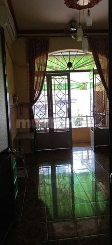 Cho thuê phòng lầu 1 rộng, 685/7 Xô Viết Nghệ Tính, P.26, Bình Thạnh