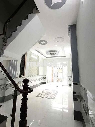 CHO THUÊ NHÀ HẺM XE HƠI-4 PHÒNG-5WC-QUẬN 6