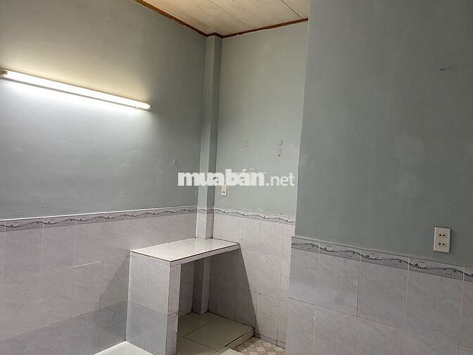 Cho thuê nguyên căn nhà trọ có gác suốt 24m2, sạch đẹp chỉ 1.8tr/th