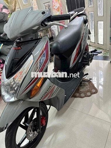 Honda Click 110 Xám Đỏ Trắng