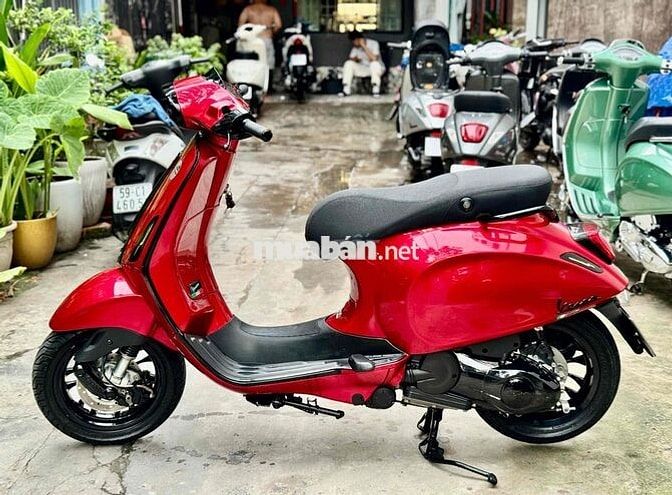 Piaggio Vespa Sprint 125cc 2015 Đỏ đen