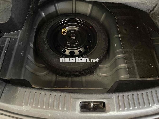 Ford Fiesta 1.4 Số sàn Xăng Đen