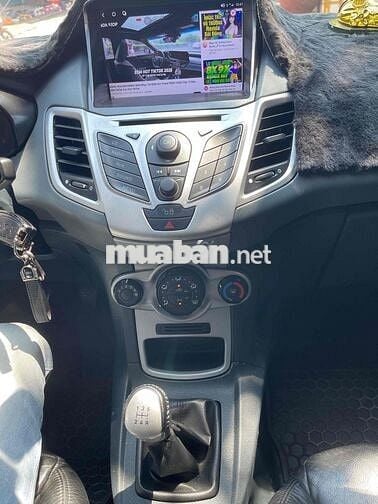 Ford Fiesta 1.4 Số sàn Xăng Đen
