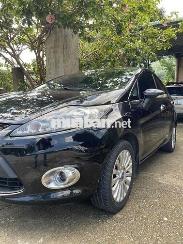 Ford Fiesta 1.4 Số sàn Xăng Đen