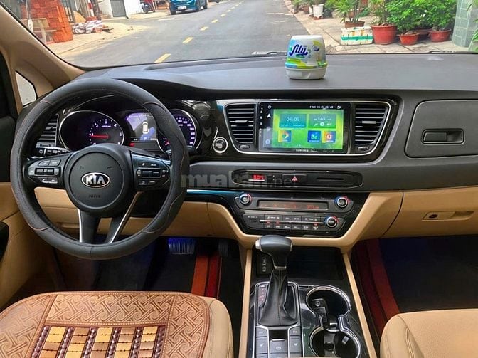 Bán xe SEDONA SX 2021 bản full mới 90%