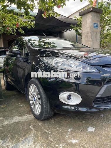 Ford Fiesta 1.4 Số sàn Xăng Đen