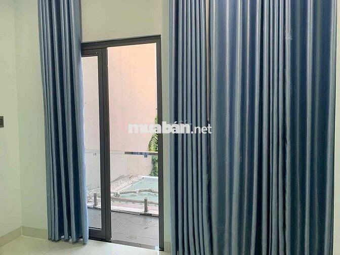 nhà 2 phòng ngủ 2 nhà vệ sinh trong khu dân cư hồng long