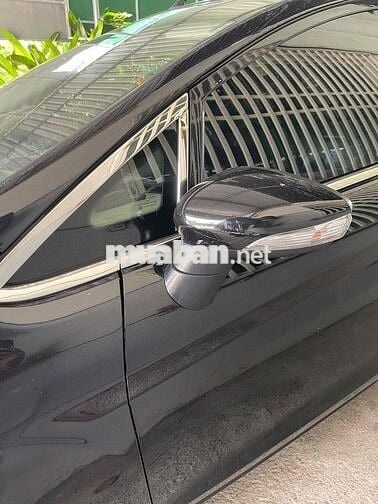 Ford Fiesta 1.4 Số sàn Xăng Đen