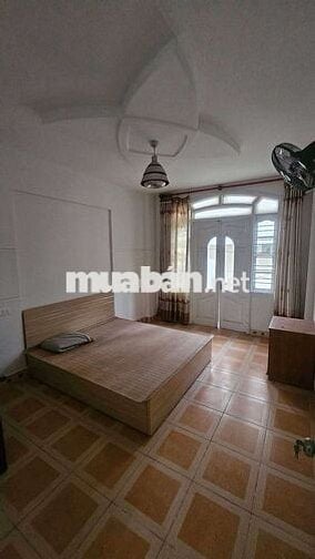Hiếm! Cho Thuê Nhà Nguyên Căn 4PN Phố Lâm Du,Ô Tô Đỗ Gần,Giá Chỉ 15 Tr