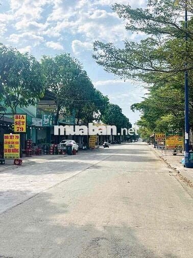 Chính chủ bán 300m2 , Mỹ Phước 3, sát chợ , trường học