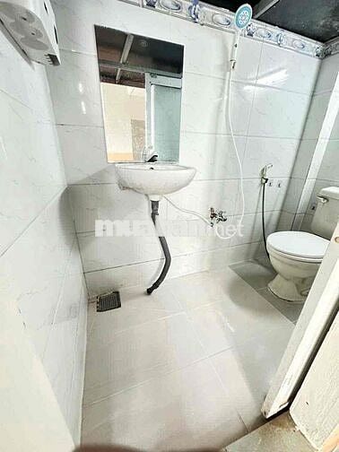 GÁC GIÁ RẺ GẦN VLU-IUH-CHỢ HẠNH THÔNG TÂY TIỆN SANG KHU VỰC BÌNH THANH