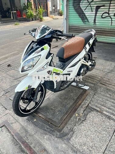 Yamaha Nouvo 4 2011 Trắng 90% mới