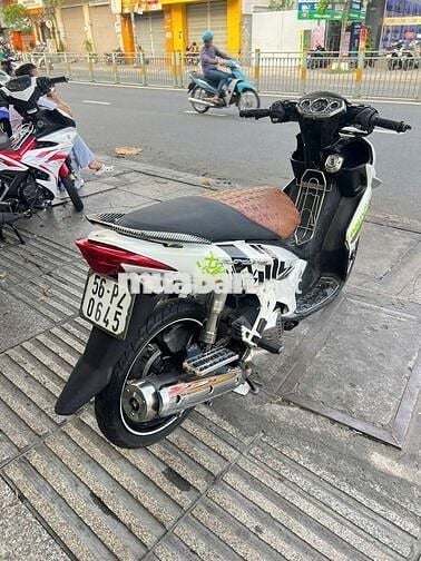 Yamaha Nouvo 4 2011 Trắng 90% mới