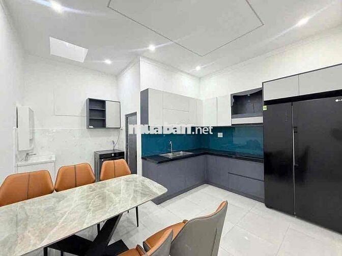 chuyển nhà  vì lí do công việc cần bán gấp