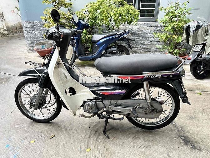 Honda Astrea ZM5 Đen, Trắng
