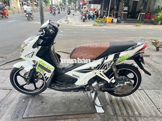 Yamaha Nouvo 4 2011 Trắng 90% mới