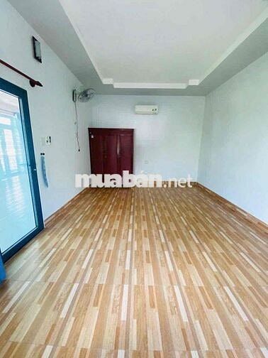 Nhà 2 lầu 8x16m trục chính KDC Công Trình 8