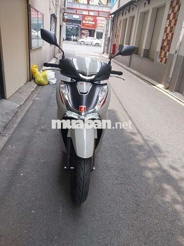 Honda SH Xám 5300 km Đã sử dụng