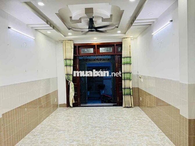 NHÀ 2 LẦU_ 1/ TL37 _CÓ 3PN _GIÁ 8 TRIỆU_HẺM XE HƠI
