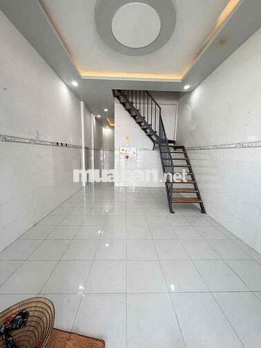 Nhà trệt lầu 4x13m 02phòng sân đậu dc ô tô KDC Hưng Phú 2 ( Công Ty8)