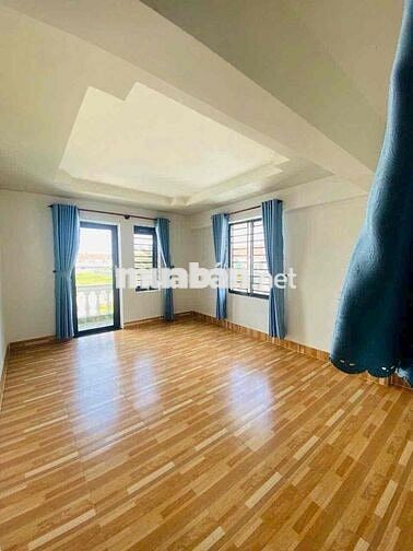Nhà 2 lầu 8x16m trục chính KDC Công Trình 8