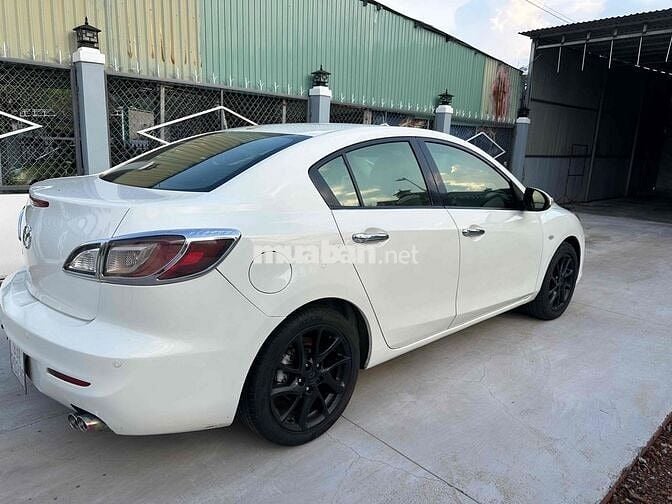 Mazda Mazda 3 2012 Trắng Tự động