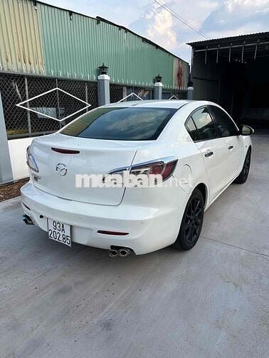 Mazda Mazda 3 2012 Trắng Tự động