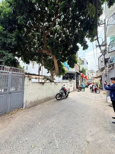 Bán đất đẹp HXH (8x23) 300/28 Nguyễn Thái Sơn P4 Gò Vấp (CHỢ GÒ VẤP