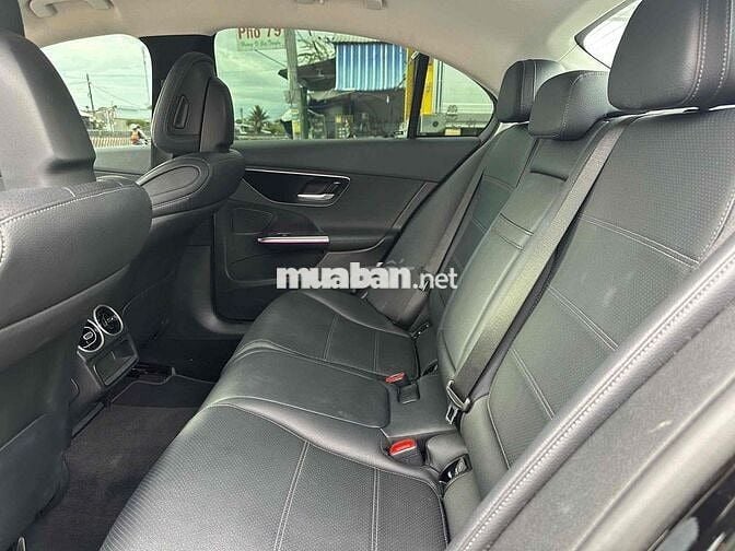 Mercedes E300 AMG 2019 Đen/ nt nâu 32000 mls đẹp