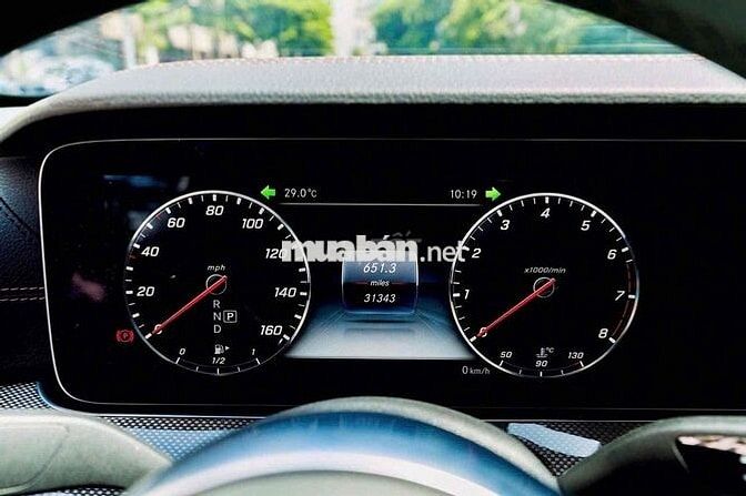 Mercedes E300 AMG 2019 Đen/ nt nâu 32000 mls đẹp