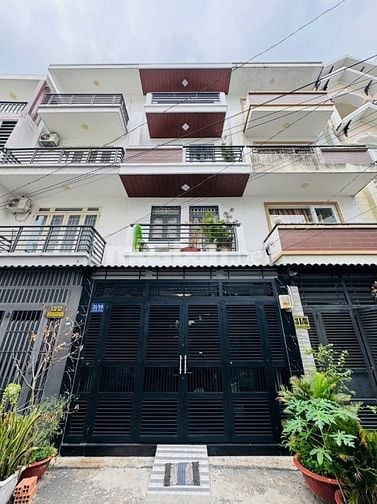 Nhà bán khu nhà ở cao cấp , công viên trước nhà!